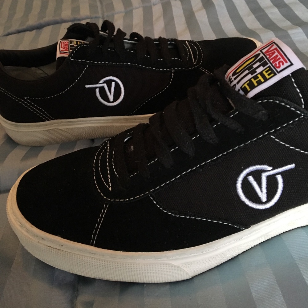 Vans Paradoxx style shoes